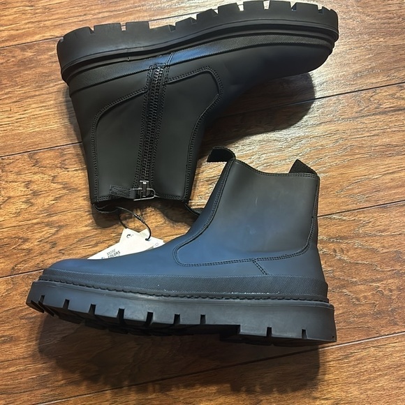 ZARA CHELSEA BOOTS WITH TRACK LUG SOLE NWT - Picture 5 of 8